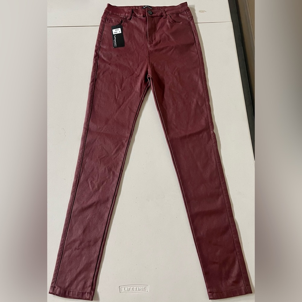 Apperloth A high wasted woman’s pants small brand new